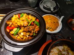饵块烧鸡-云海肴云南菜·蒸汽石锅鱼(青岛万象城店)