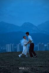 -至臻微拉婚纱摄影