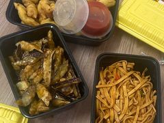 -八两八金·莱芜特色炒鸡(市南漳浦路店)