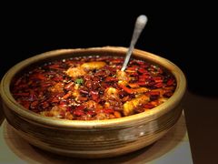 石锅麻辣牛蛙-有璟阁港式餐厅(国贸商城店)