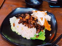 -陈老斯呼尔嗨吃烧烤(科巷店)