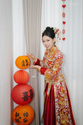 -艾米丽婚纱礼服