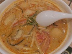 -佰搭果·广式茶餐厅(西华路店)