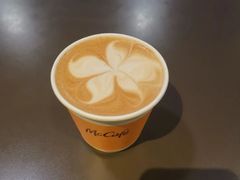 燕麦奶铁-麦当劳(松江飞航广场店)