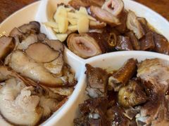 -老鼎万春卤菜(五代传承创始老店)