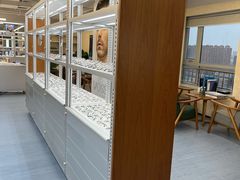 -无奔眼镜·蔡司·依视路授权店(马家堡店)