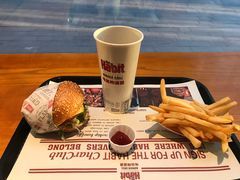 -The Habit Burger Grill 哈比特汉堡(复兴soho店)