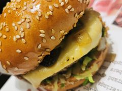 -The Habit Burger Grill 哈比特汉堡(爱琴海店)