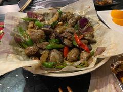 -何师烧烤Pro ·江湖川菜·小龙虾·精酿(太古里旗舰店)