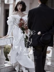 -至臻微拉婚纱摄影