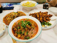 -犇逸·乐山跷脚牛肉·四川现炒(览海店)