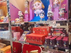 -泡泡玛特POPMART(侨福芳草地店)
