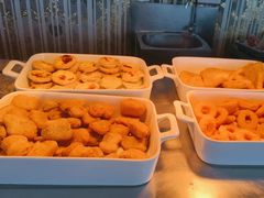 -怡豪大饭店·银顶旋转餐厅