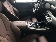 -上海宝信宝马4S店