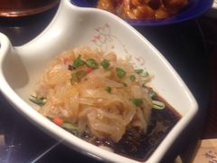 -东口码头·烧鸽子·鱼头泡饼·地方菜(金鹰悦城店)