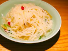 酸辣土豆丝-弄堂里