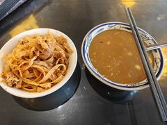 -艳阳天民俗村(公园路店)