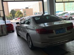 -上海宝宁宝马4S店