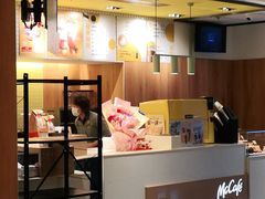 -麦当劳(玉桥中路店)