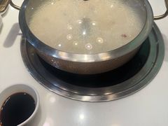 -洪氏嗨捞·猪肚鸡火锅(阳光天地店)