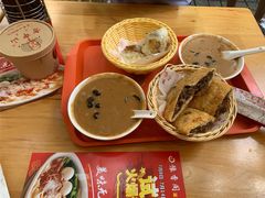 -方中山胡辣汤(成都首店)
