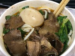 -燕子牛肉面(渣家路店)