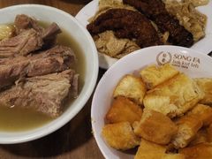 -松發肉骨茶(牛车水店)