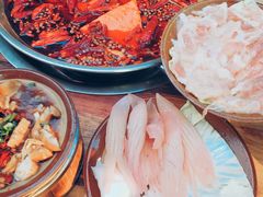 -老街·稳拈老火锅(海椒市店)