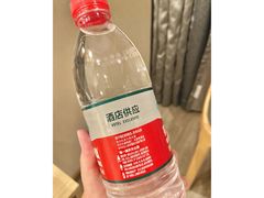 矿泉水-劳克炸鸡