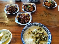 -张家巷美食(南浔店)