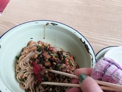 -万方圆拌粉瓦罐汤(恒茂华城店)