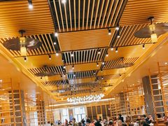 大堂-稻香酒家·34年老字号·港式粤菜(汉街店)