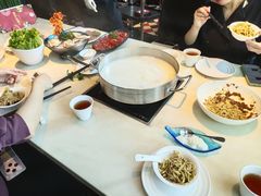 -一哥澳门豆捞·澳门风打边炉(高德置地店)
