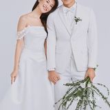 室内极简婚纱照，简单的幸福