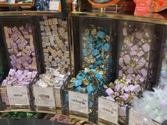 -VENCHI 闻绮(北京国贸商城店)