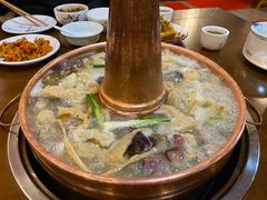 -岳记兴隆·青城腊排铜火锅(融创店)