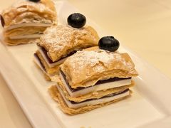 芝士蓝莓拿破仑（提早2日预约）-利苑酒家(宜安广场店)