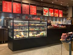 -星巴克臻选(南京金茂览秀城店)