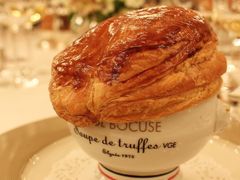 V.G.E.黑松露酥皮汤-Restaurant Paul Bocuse