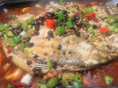 -里岛烤鱼(东港凯虹广场店)