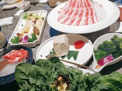 -德天肥牛海鲜火锅(城西银泰店)