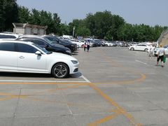 -中华世纪坛-停车场