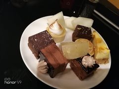 -上海大宁福朋喜来登酒店大堂吧(共和新路店)