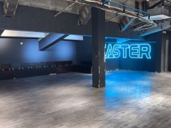 -CASTER跳舞俱乐部