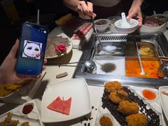 -海底捞火锅鲜切牛肉主题店(长寿路店)