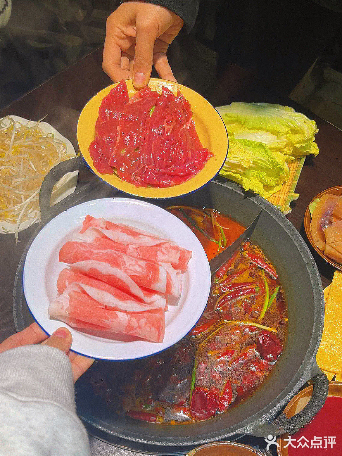 武汉正宗的重庆社区老火锅！