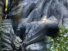 -梭布垭石林景区