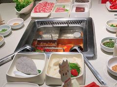 -海底捞火锅鲜切牛肉主题店(长寿路店)