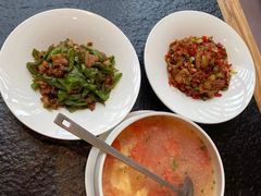 -鱼鲜饭香·招牌汽锅剁椒鱼头王