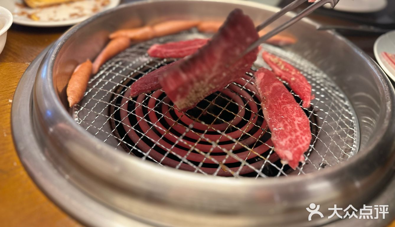 肉屋高山-口感超棒的烤肉